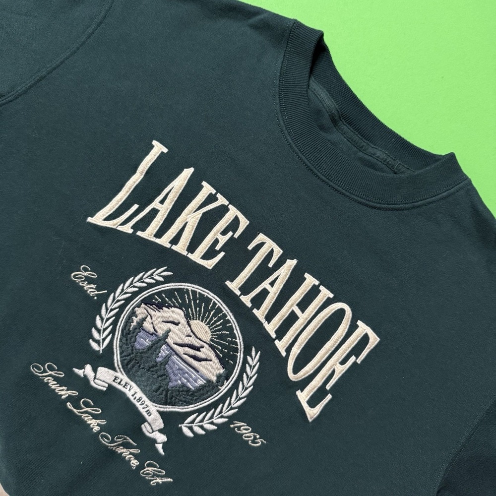 Rare Abercrombie & Fitch Sweatshirt Green Lake Tahoe Embroidered Crew Neck
